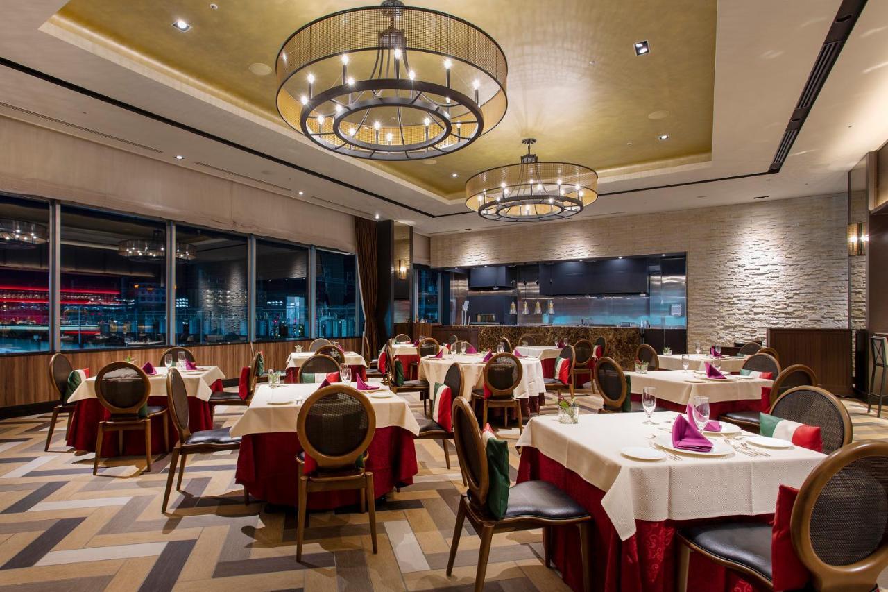 Monterey Hotel 4*
