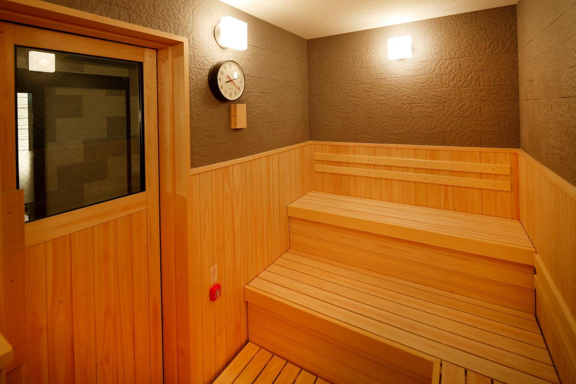 Monterey 4* Himeji