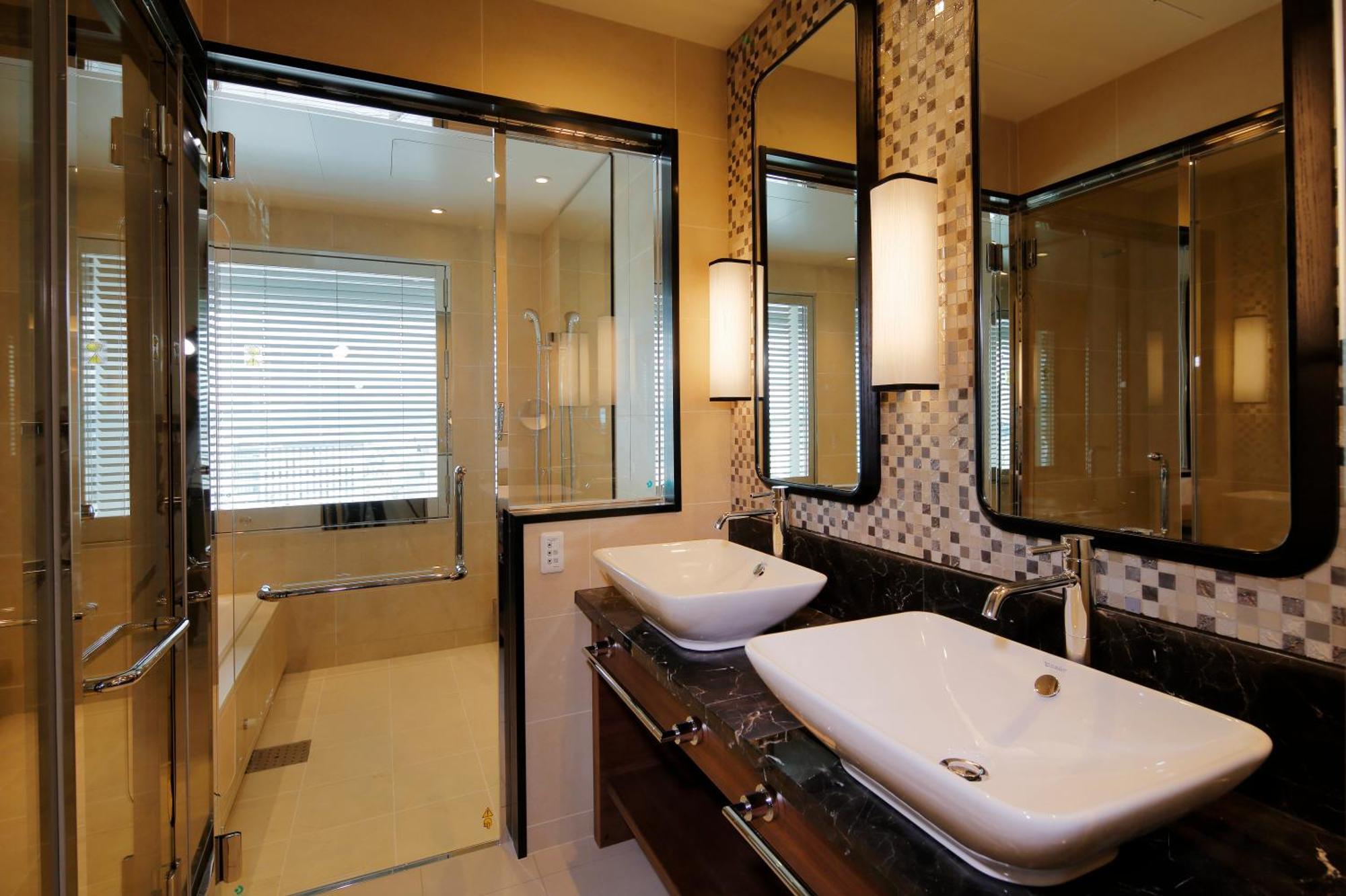 Monterey Hotel 4*