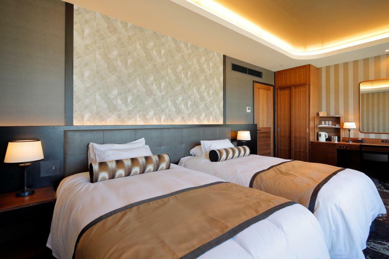Monterey Hotel